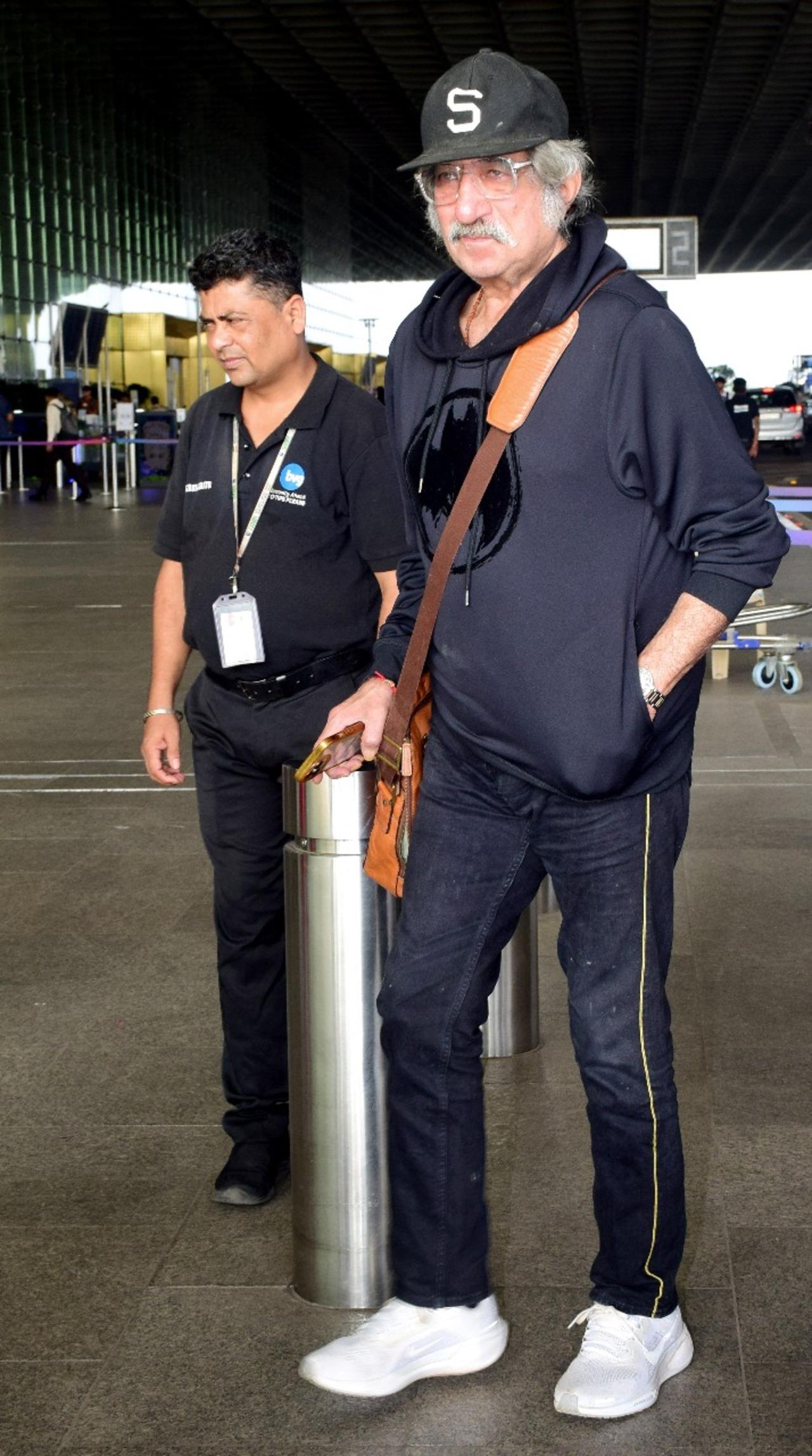 Shakti Kapoor was also spotted at the airport looking cool in an all-black attire paired with white sneakers.